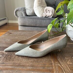 Nearly new Stuart Weitzman kitten heels